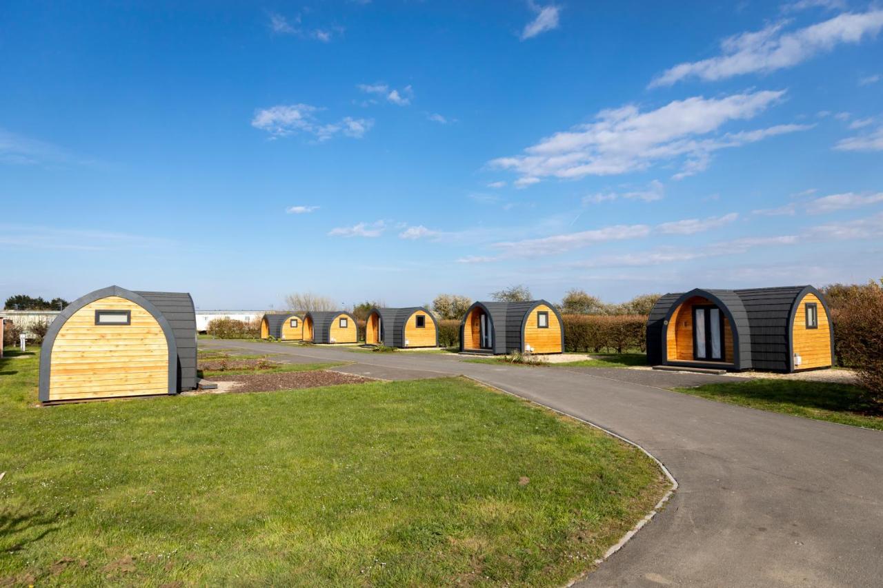 Camping Pods, Dovercourt Holiday Park Hotel Harwich Exterior foto